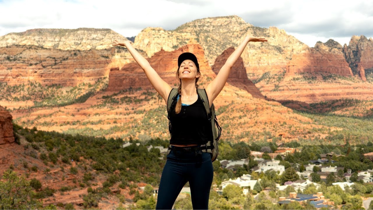A Day in the Life of a SOLO FEMALE Traveler - Sedona Vlog